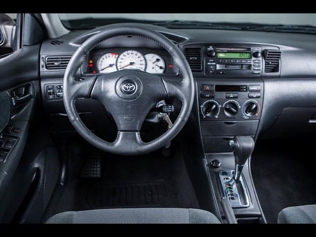 Toyota Corolla 2004 photo 3