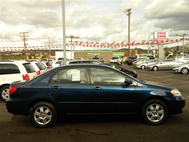 Toyota Corolla 2004 photo 3