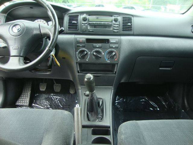 Toyota Corolla 2004 photo 25