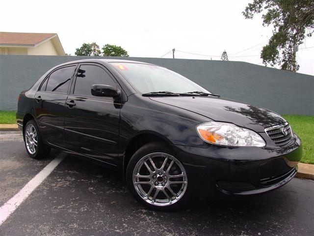 Toyota Corolla LT1 Crew Cab Sedan