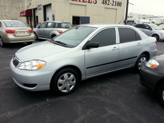 Toyota Corolla SEL Sport Utility 4D Sedan