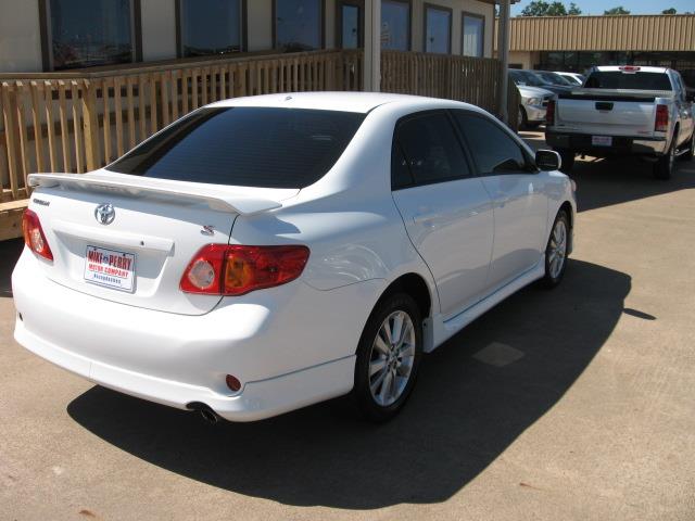 Toyota Corolla XR Sedan