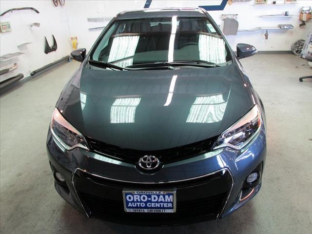 Toyota Corolla Unknown Sedan