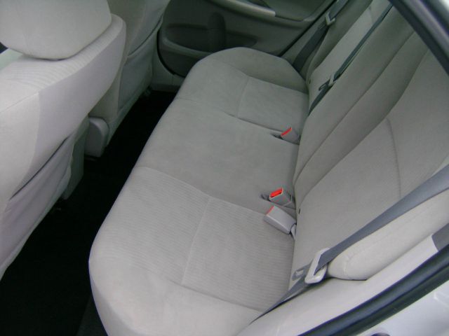 Toyota Corolla 2010 photo 11
