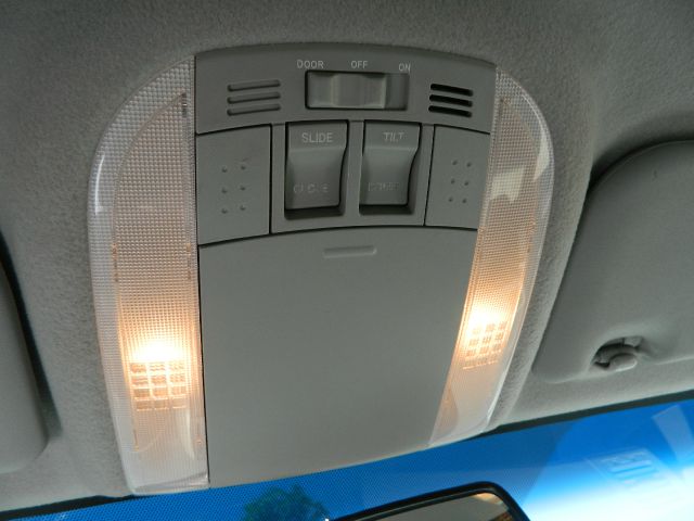 Toyota Corolla 4drx-cablongbox Sedan