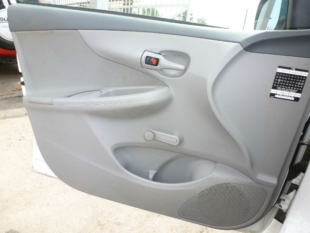 Toyota Corolla 2010 photo 8