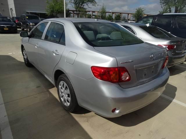 Toyota Corolla 2010 photo 3