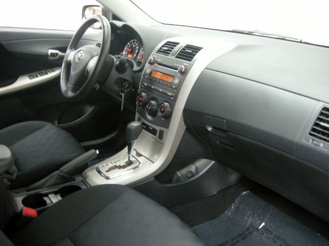 Toyota Corolla 2010 photo 1