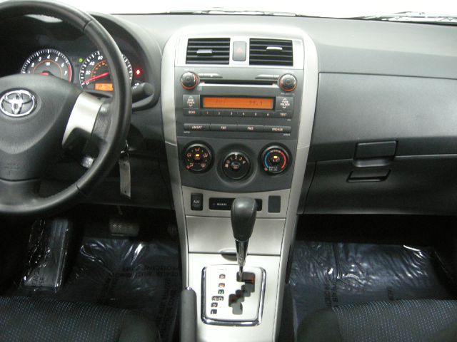 Toyota Corolla 2010 photo 8