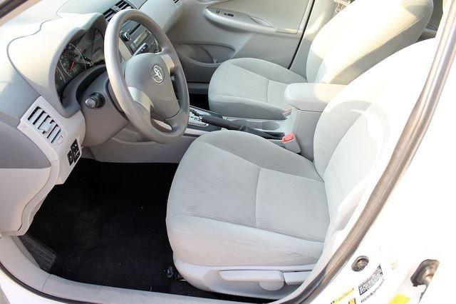 Toyota Corolla 2010 photo 3