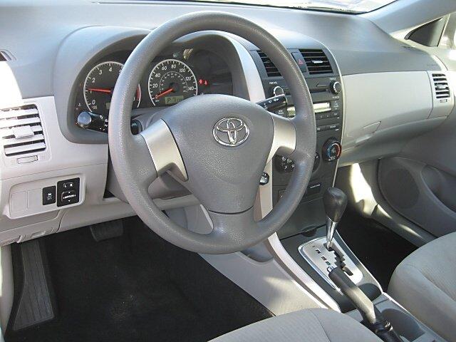 Toyota Corolla 2010 photo 2