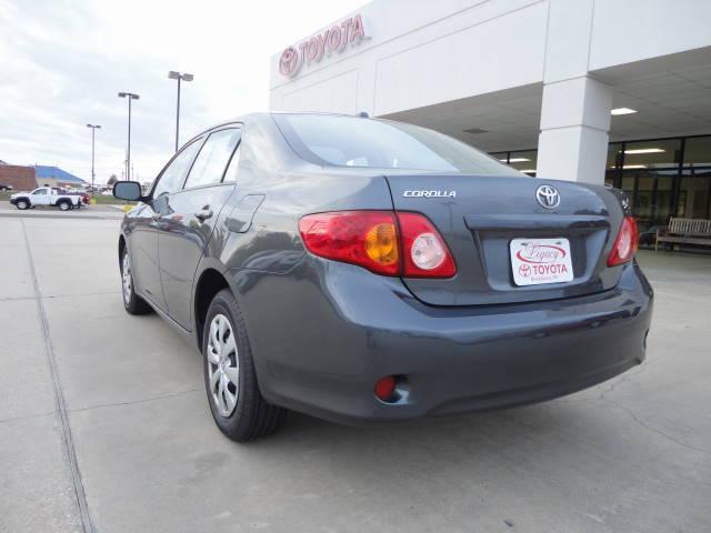 Toyota Corolla 2010 photo 1