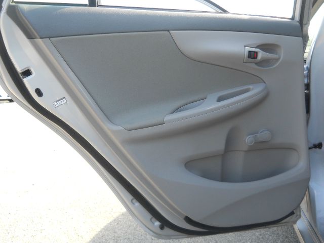 Toyota Corolla 2010 photo 33