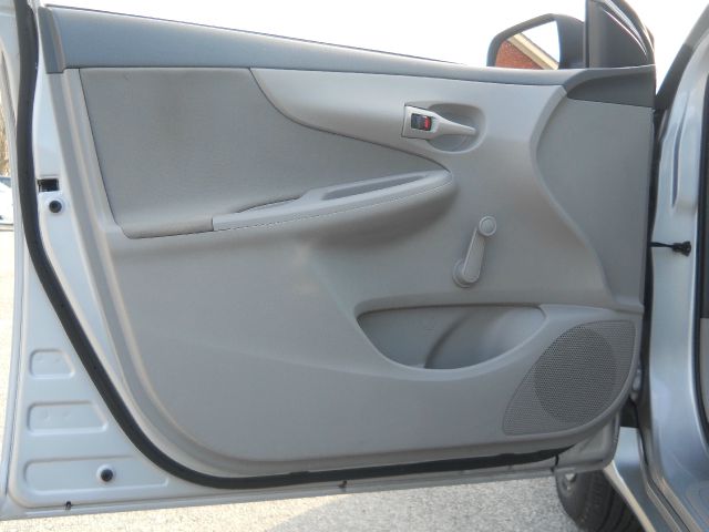 Toyota Corolla 2010 photo 34