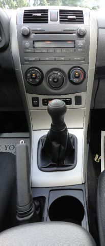 Toyota Corolla 2010 photo 15
