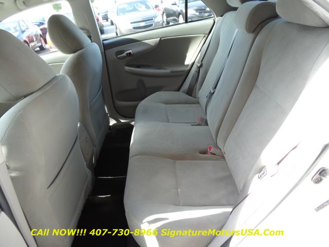 Toyota Corolla 2010 photo 14