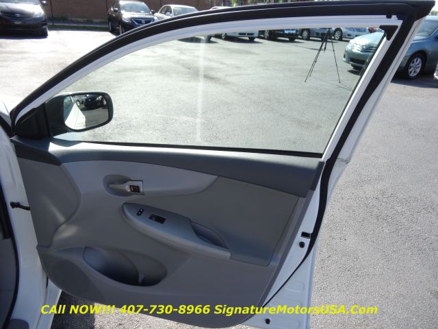 Toyota Corolla 2010 photo 19