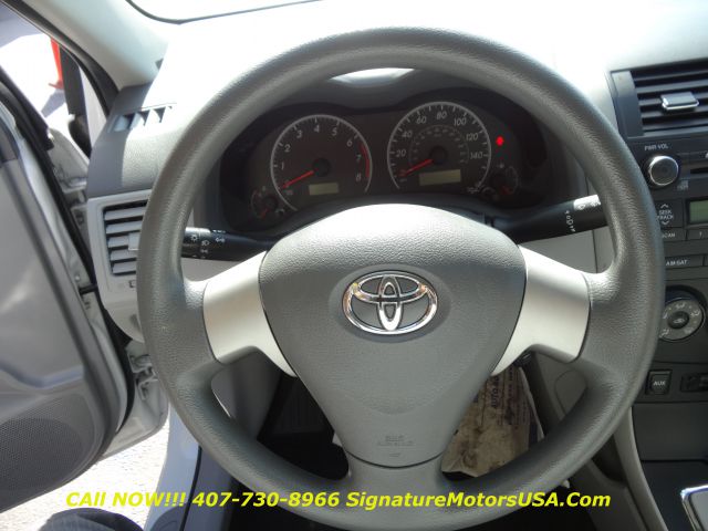 Toyota Corolla 2010 photo 36