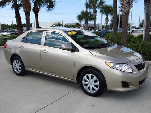 Toyota Corolla Convertible V6 AUTO Sedan