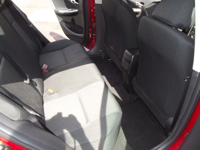 Toyota Corolla 2010 photo 12