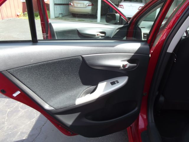 Toyota Corolla 2010 photo 13