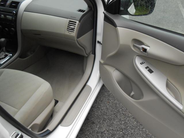 Toyota Corolla 2010 photo 9