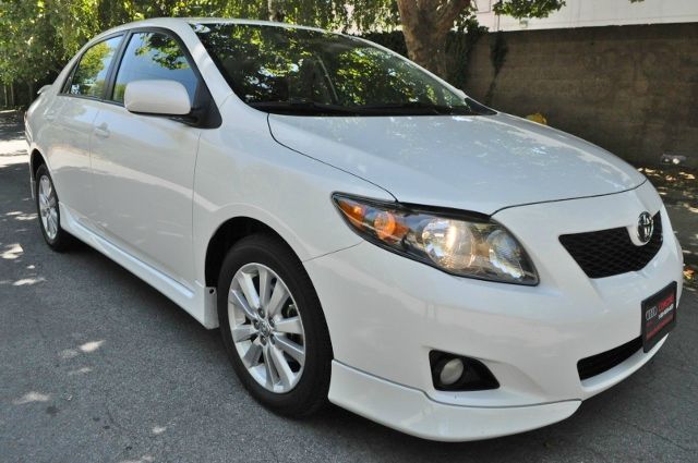 Toyota Corolla 2010 photo 1