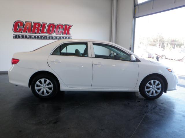 Toyota Corolla 2010 photo 1