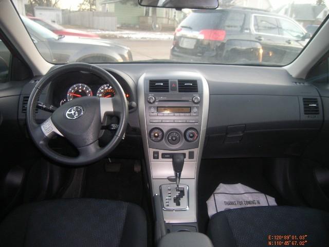 Toyota Corolla 2010 photo 2