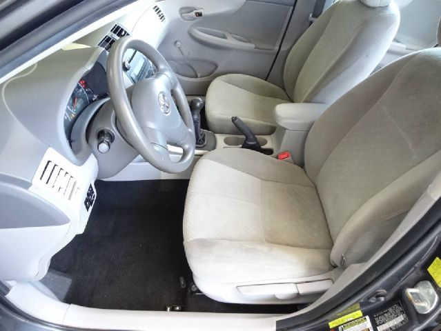 Toyota Corolla 2010 photo 38