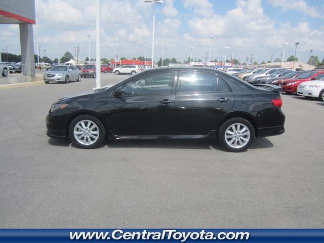 Toyota Corolla 2010 photo 1