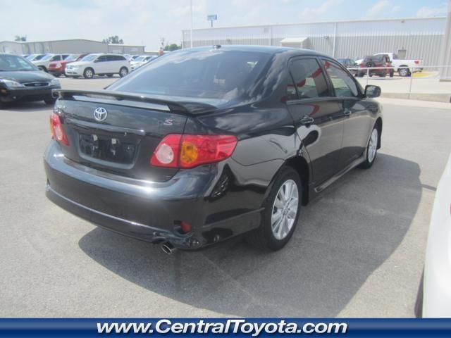Toyota Corolla 2010 photo 3