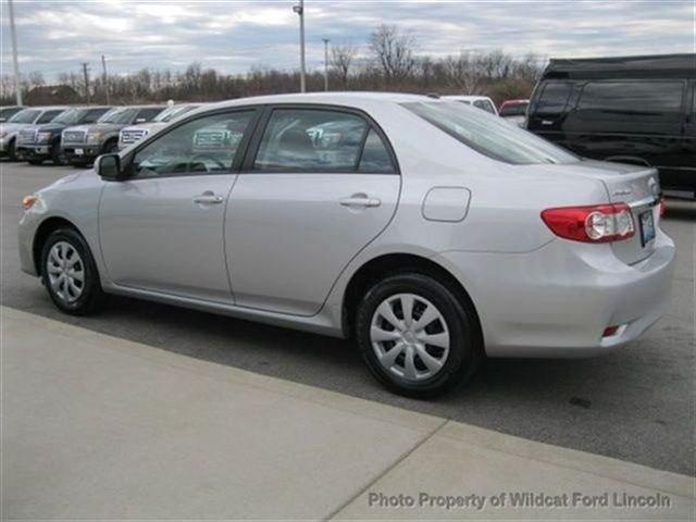 Toyota Corolla 2011 photo 3