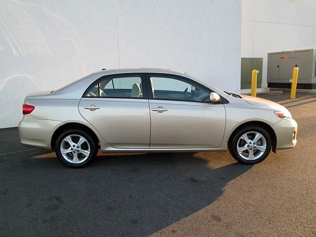 Toyota Corolla 2011 photo 5