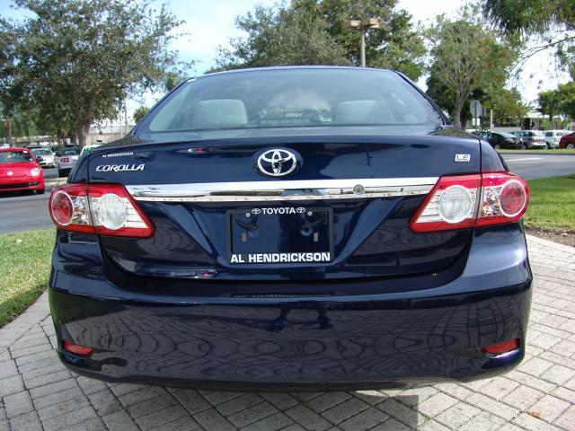 Toyota Corolla 2011 photo 3