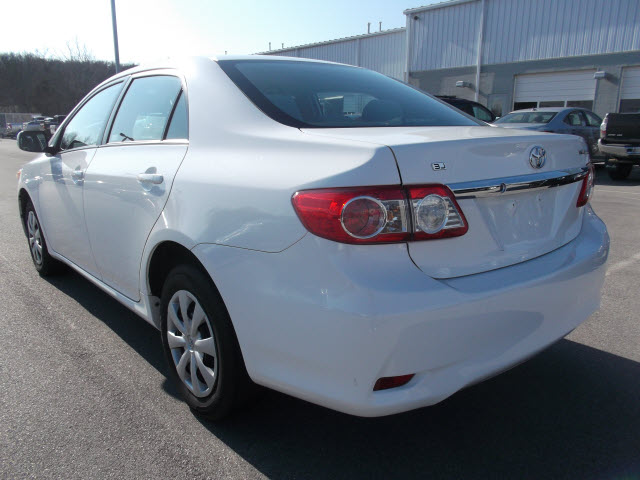 Toyota Corolla 2011 photo 5