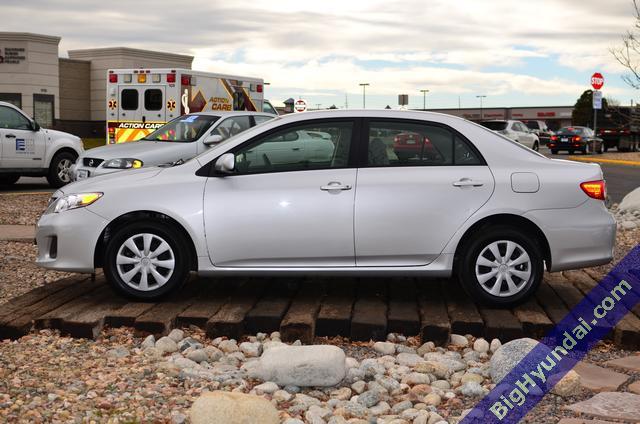 Toyota Corolla 2011 photo 2