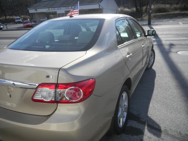 Toyota Corolla 2011 photo 3