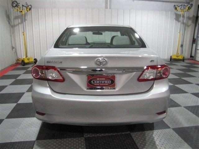 Toyota Corolla 2011 photo 5