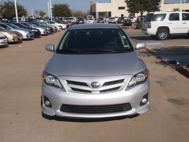 Toyota Corolla 2011 photo 1