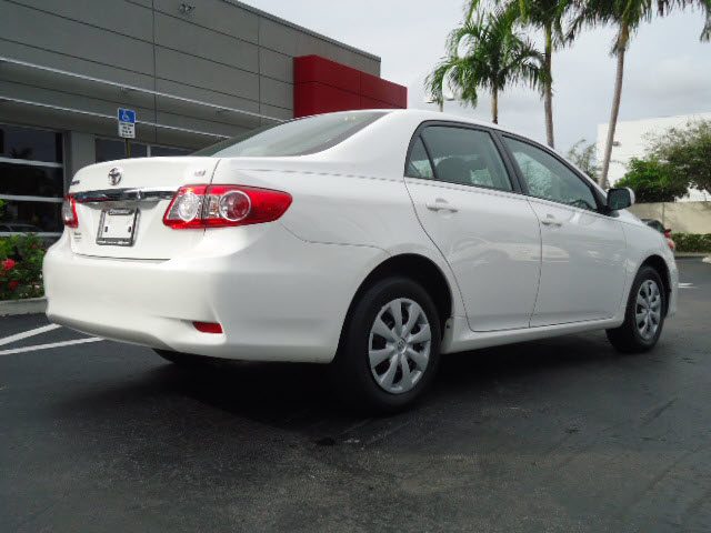 Toyota Corolla 2011 photo 5