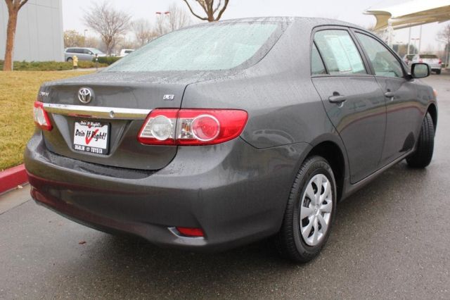 Toyota Corolla 2011 photo 4