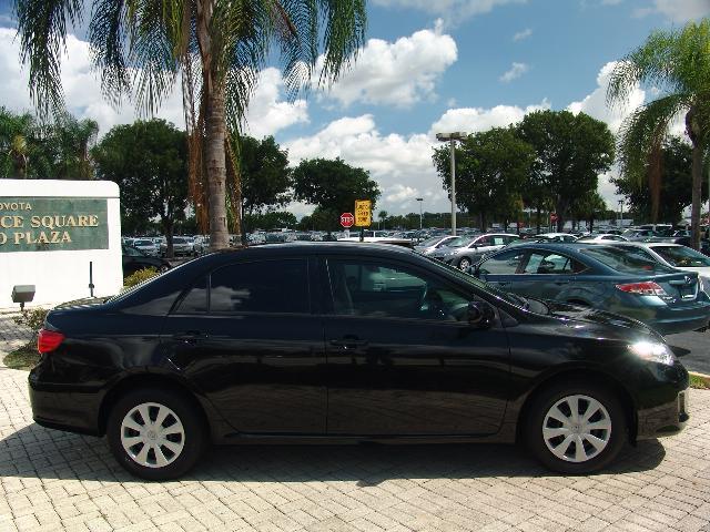 Toyota Corolla 2011 photo 2