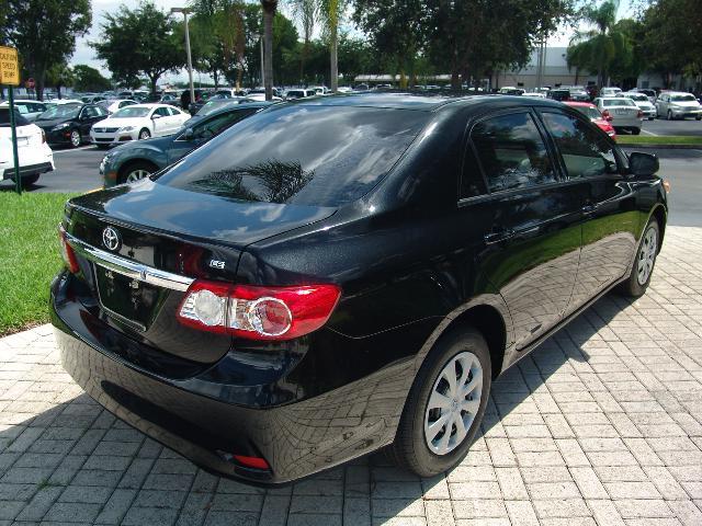 Toyota Corolla 2011 photo 3