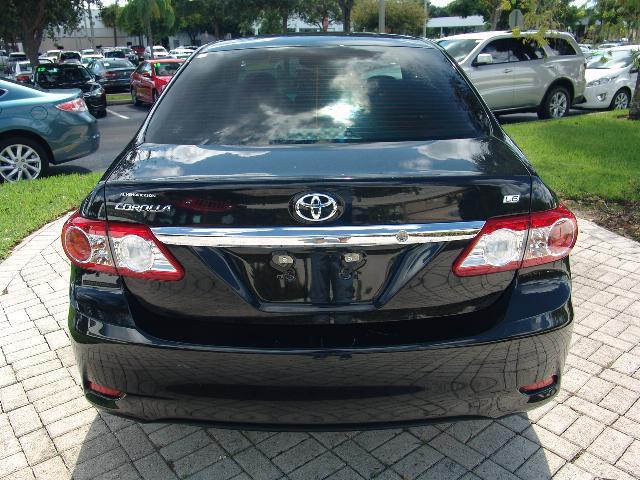 Toyota Corolla 2011 photo 4