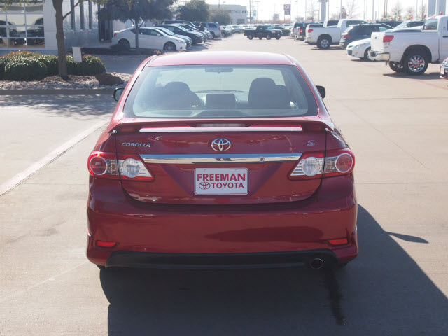 Toyota Corolla 2011 photo 5