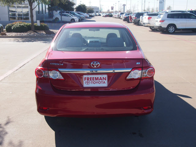 Toyota Corolla 2011 photo 5