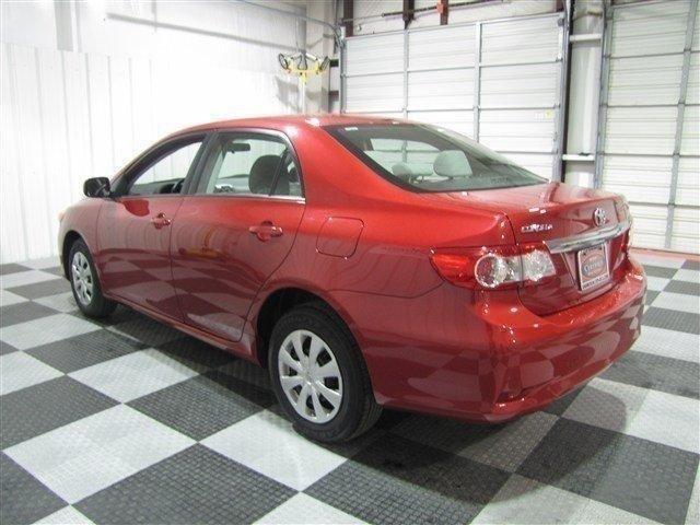 Toyota Corolla 2011 photo 4