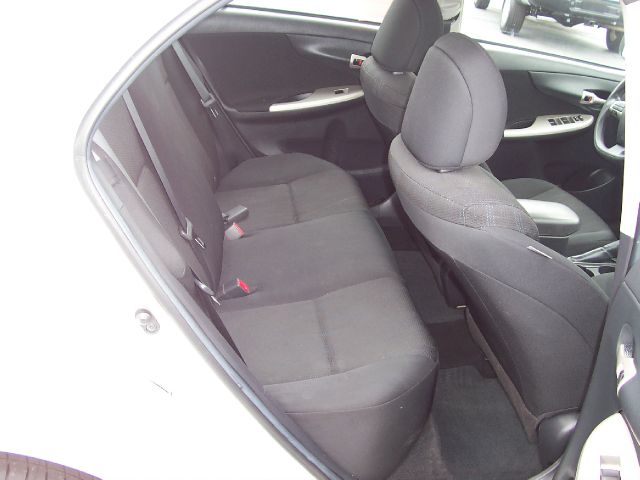 Toyota Corolla 2011 photo 21