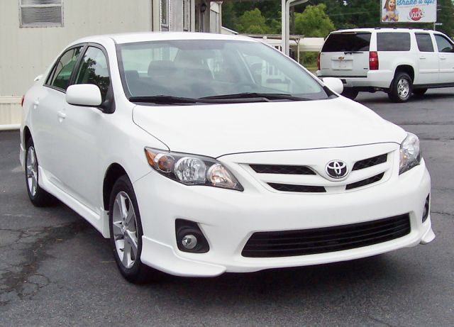 Toyota Corolla 2011 photo 22